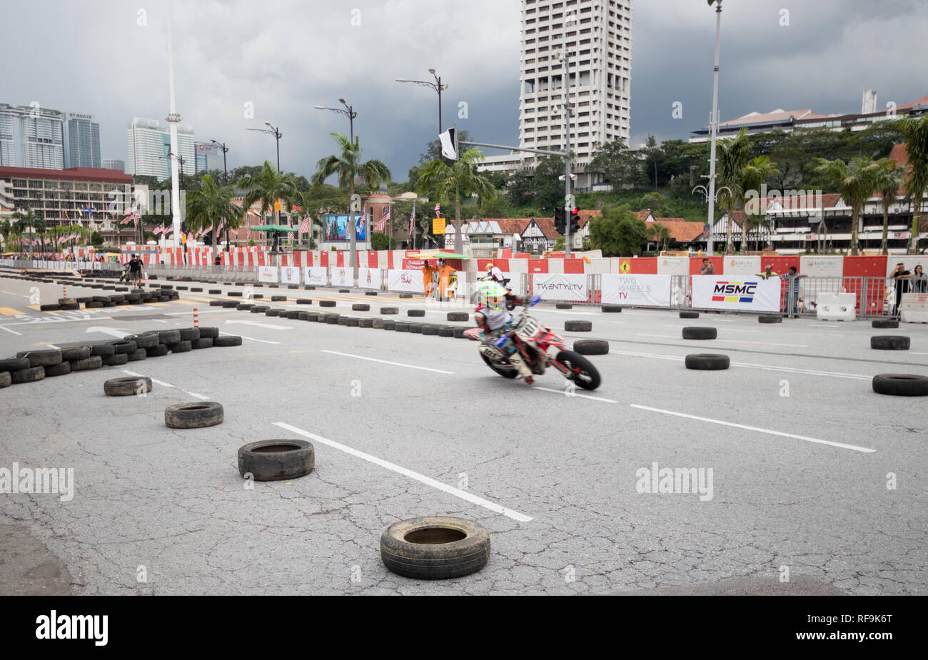 Malaysische Supermoto Meisterschaft auf dem Merdeka Square, Kuala Lumpur, Dezember 2018 Stockfoto