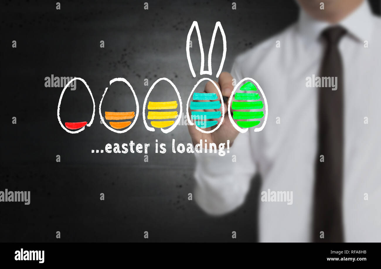 Ostern ist das Laden von Geschäftsmann auf dem Bildschirm geschrieben. Stockfoto