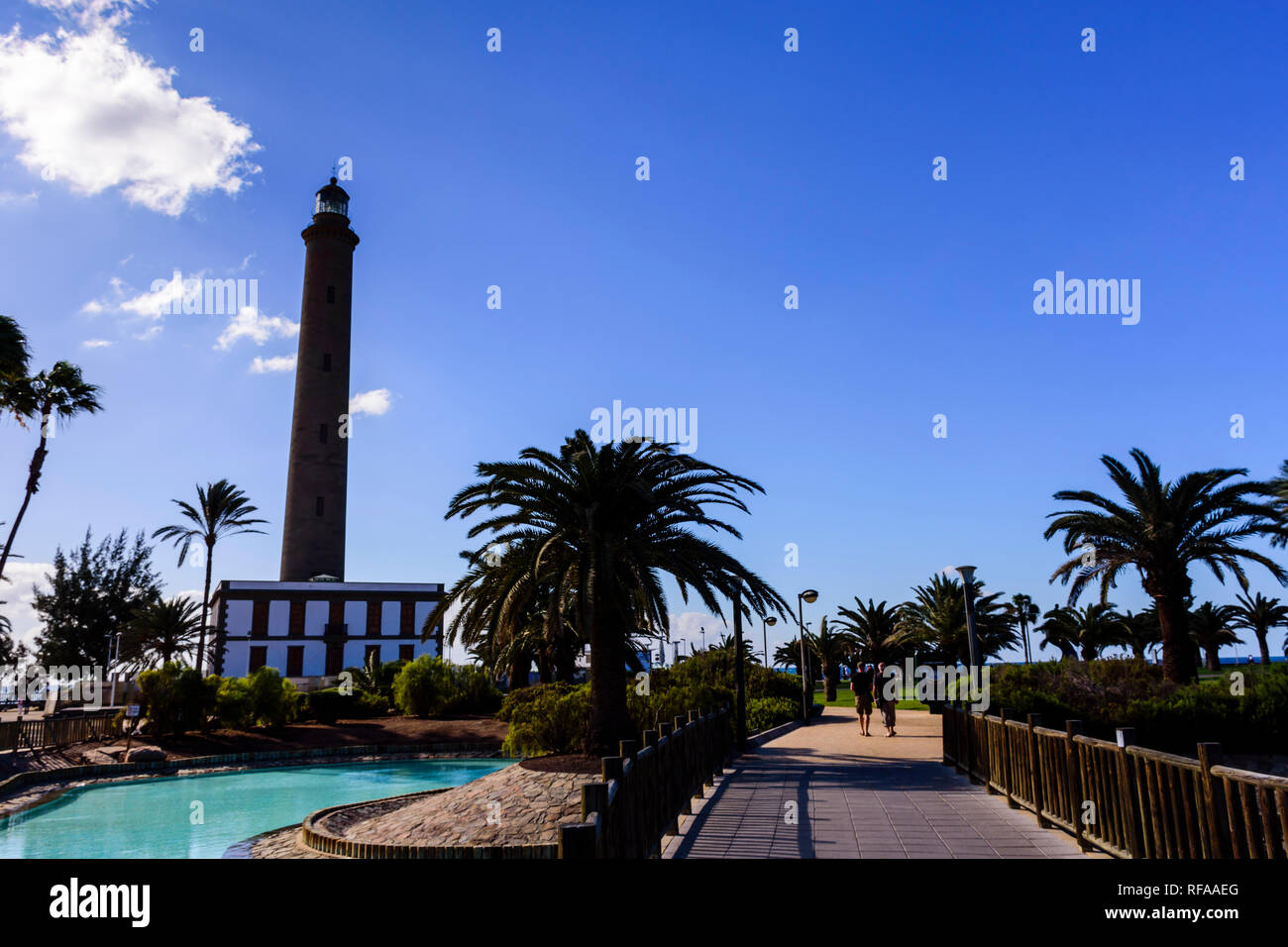 Leuchtturm von Maspalomas gegen den blauen Himmel Stockfoto