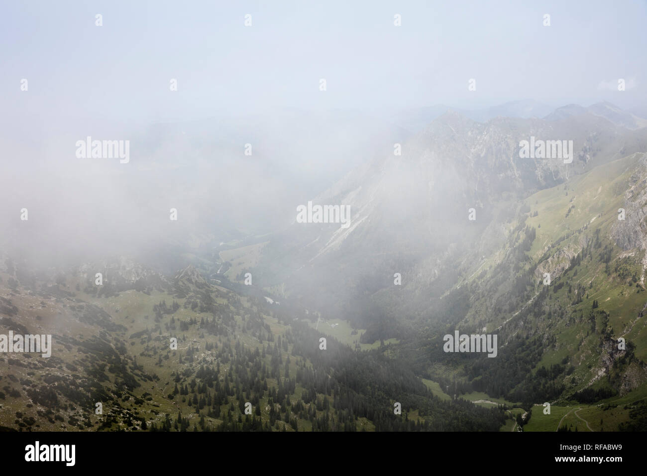 Blick vom Nebelhorn über die Alpen, Allgäu, Bayern, Deutschland, Europa Stockfoto