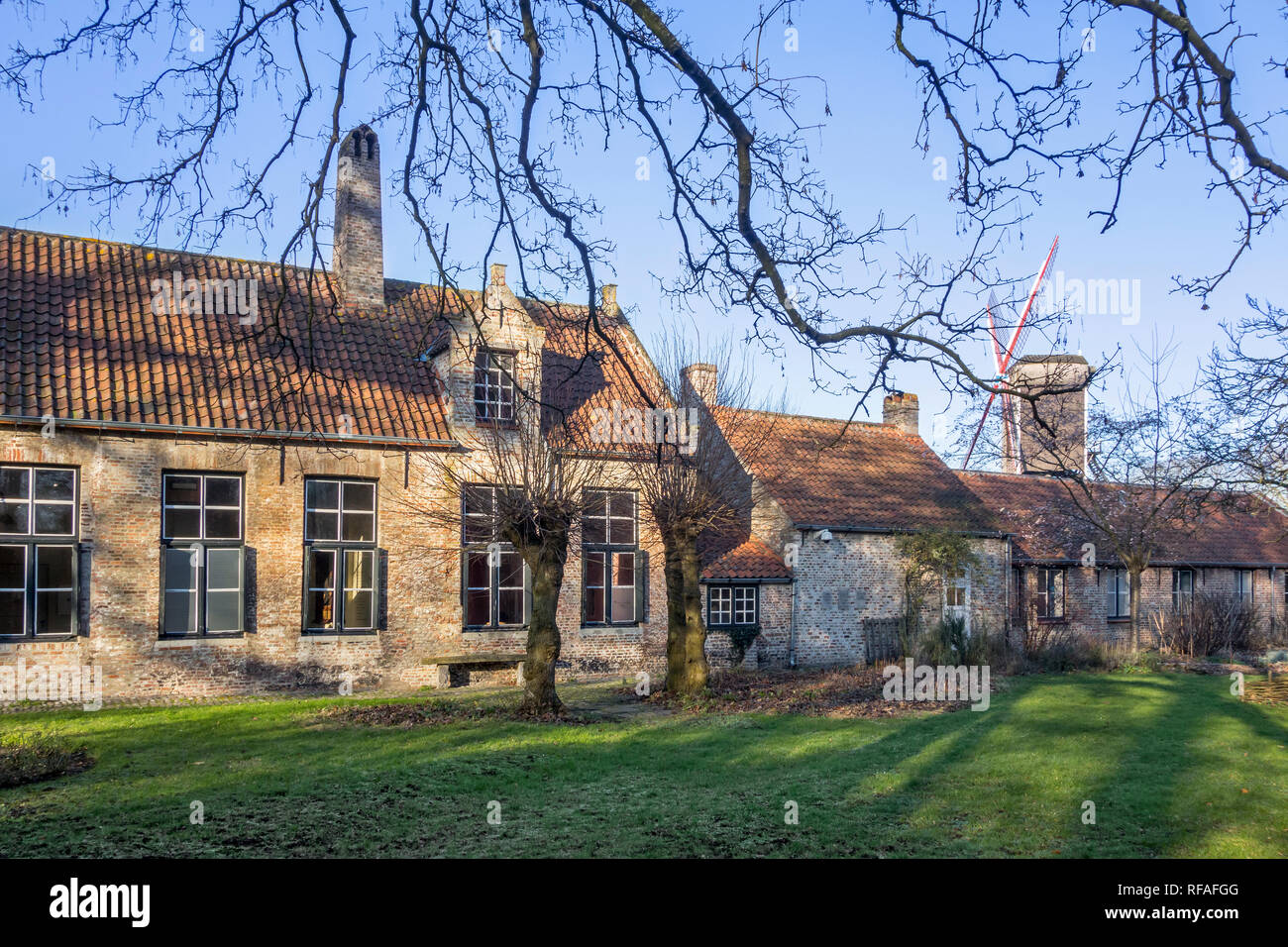 Gezellemuseum, Haus aus dem 16. Jahrhundert und Geburtsort des Flämischen Dichter Guido Gezelle in der Stadt Brügge, Westflandern, Belgien Stockfoto