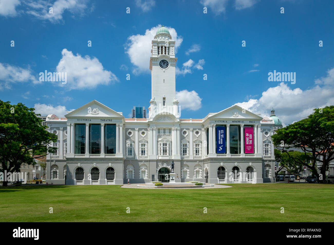 Singapur - Januar 2019: Victoria Theater- und Konzertsaal in Singapur City Center. Es befindet sich im zentralen Bereich beliebt für Besucher entfernt Stockfoto