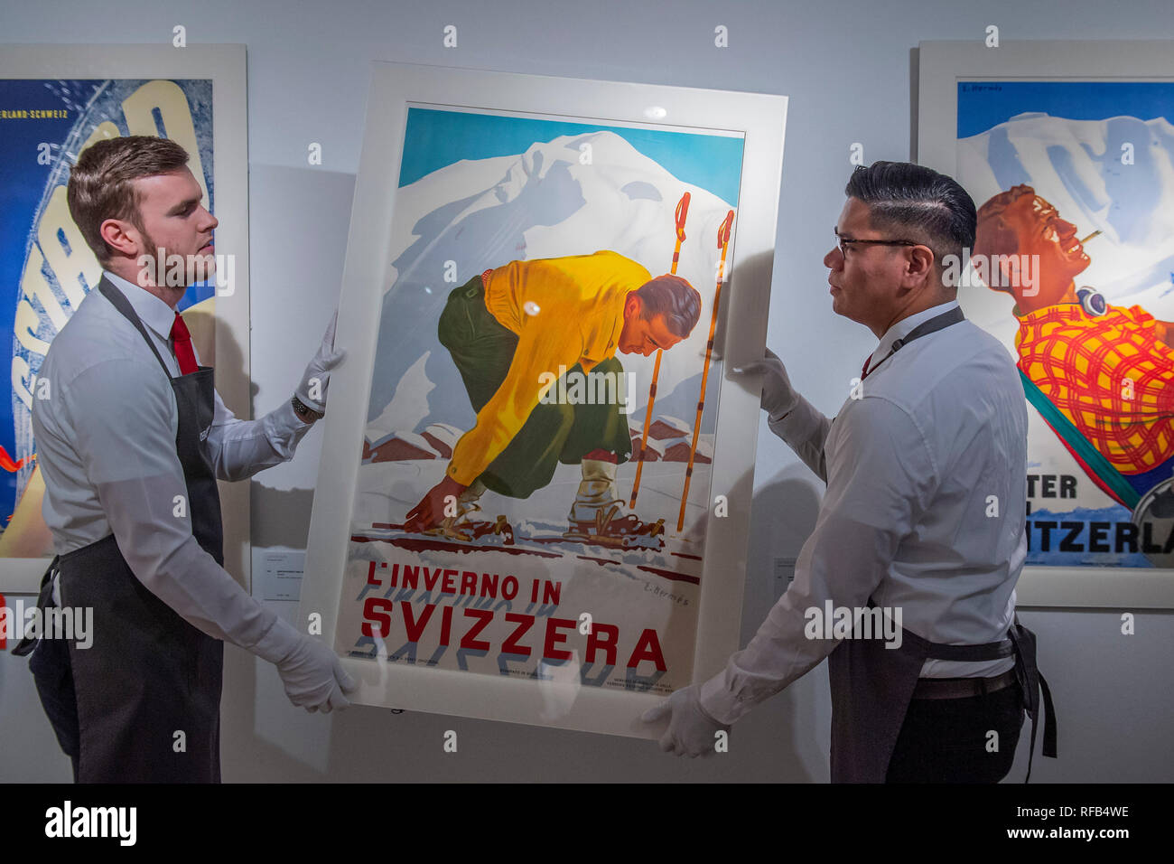 London, Großbritannien. 25. Januar, 2019. Jahrgang Ski Poster (Ests £ 1-25, 000) - Christie's präsentiert eine Ausstellung mit Werken von seiner bevorstehenden Interieur Verkauf, die werden am 29 Jan Ort bei Christie's King Street nehmen. Credit: Guy Bell/Alamy leben Nachrichten Stockfoto