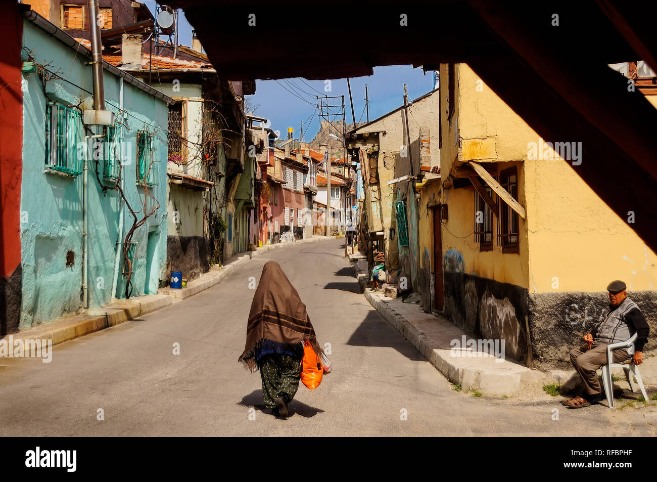 Lokalen Stil Häuser und das Leben auf der Straße, Afyonkarahisar. Afyon, Türkei Stockfoto
