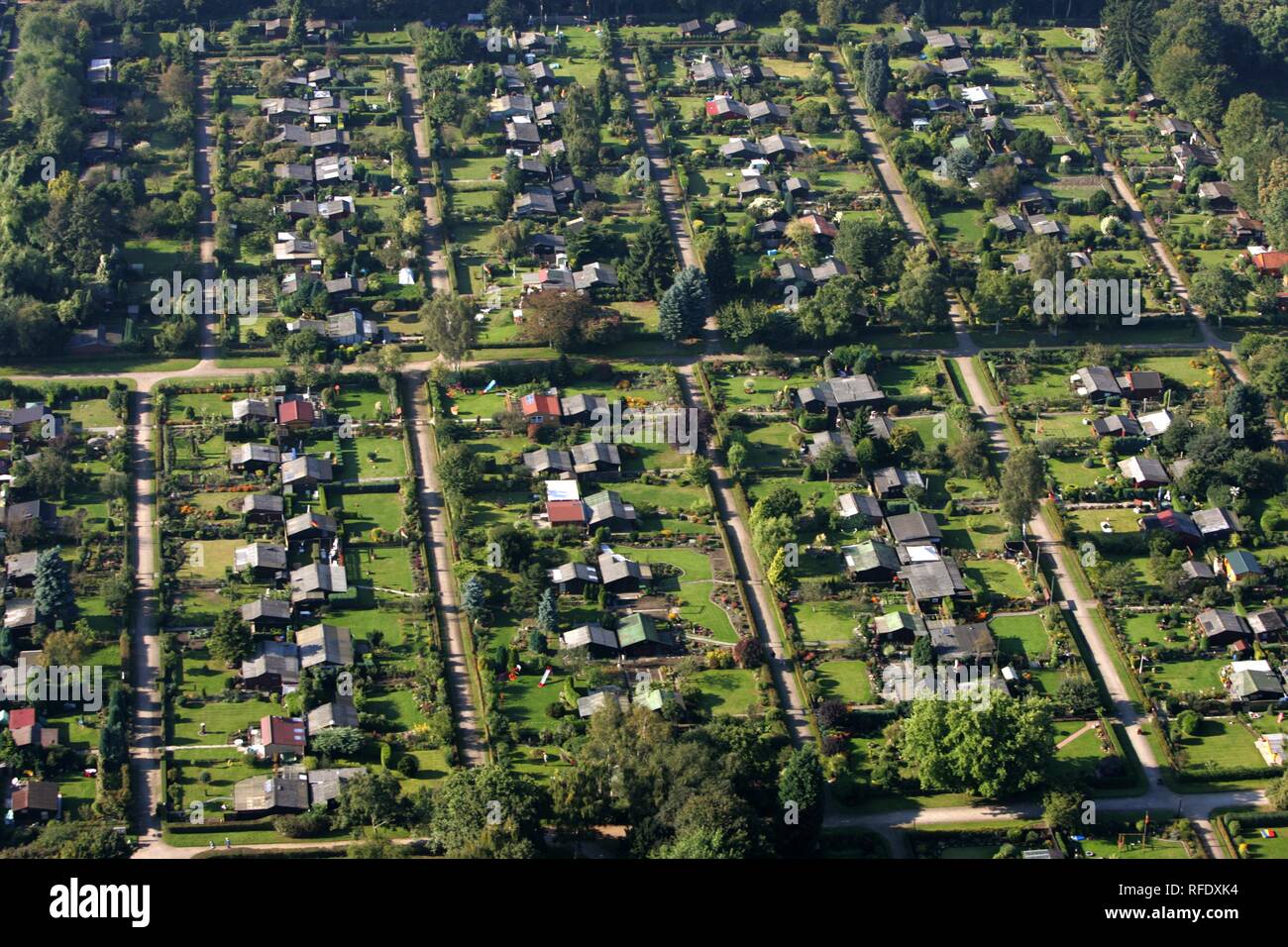 DEU, Deutschland, NRW, Köln, 22.09.2005: Kleine private Gärten. | Stockfoto