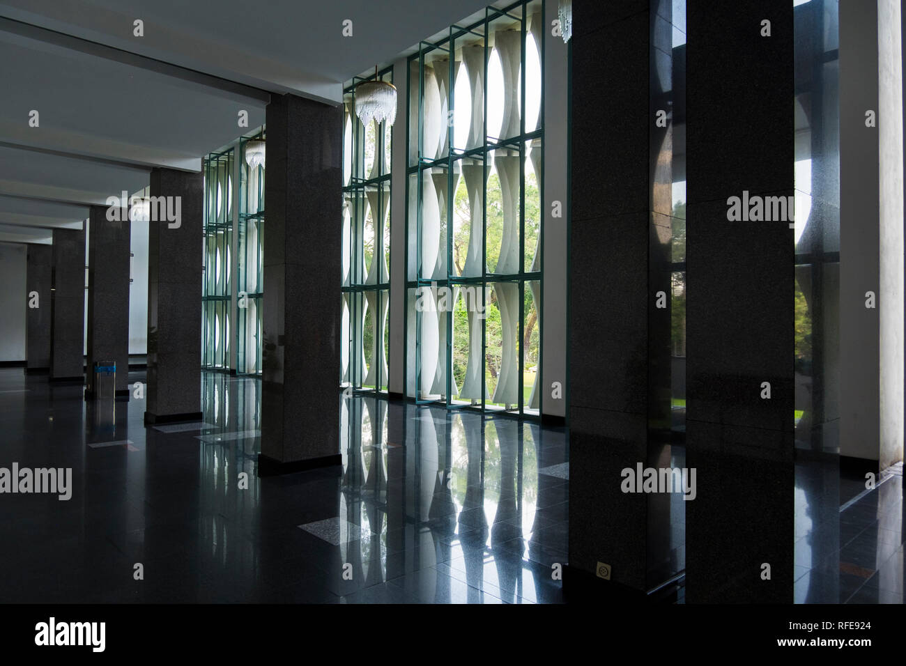 Internationaler Stil, moderne architecutre Details am Palast der Wiedervereinigung. In Saigon, Ho Chi Minh City, Vietnam. Stockfoto