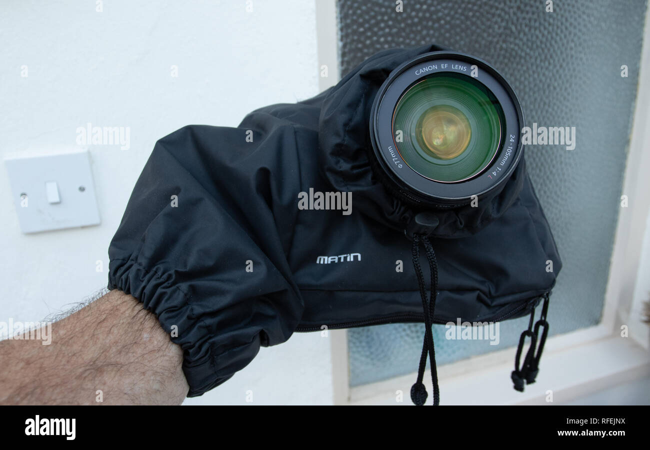 Matin Marke Regenschutz für eine SLR-Kamera Stockfoto