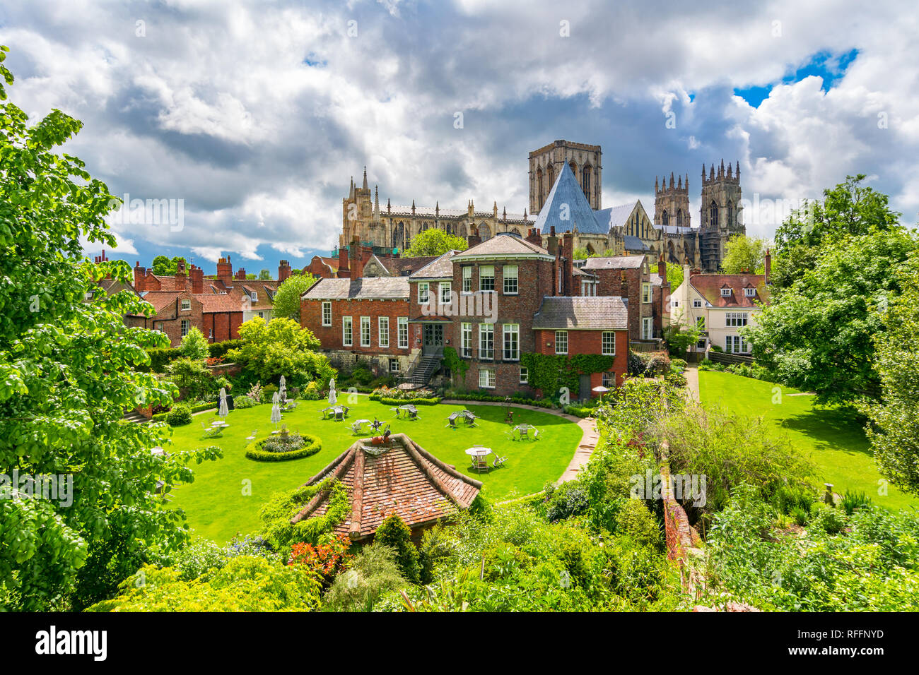 York, England, Vereinigtes Königreich: York Minster, eines der größten seiner Art in Nordeuropa. Stockfoto