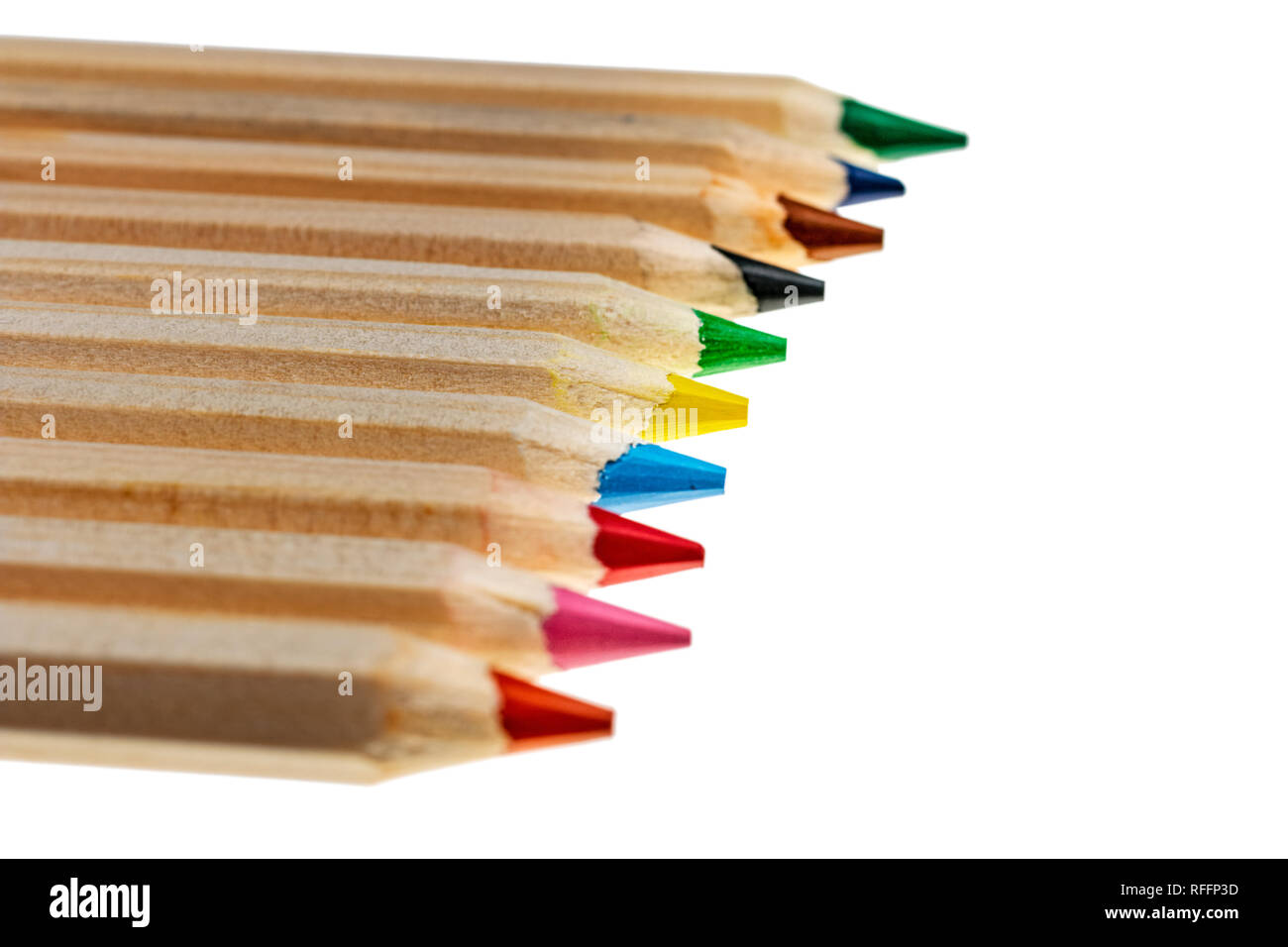 Anordnung der Bunte Bleistifte in einer Reihe Stockfoto