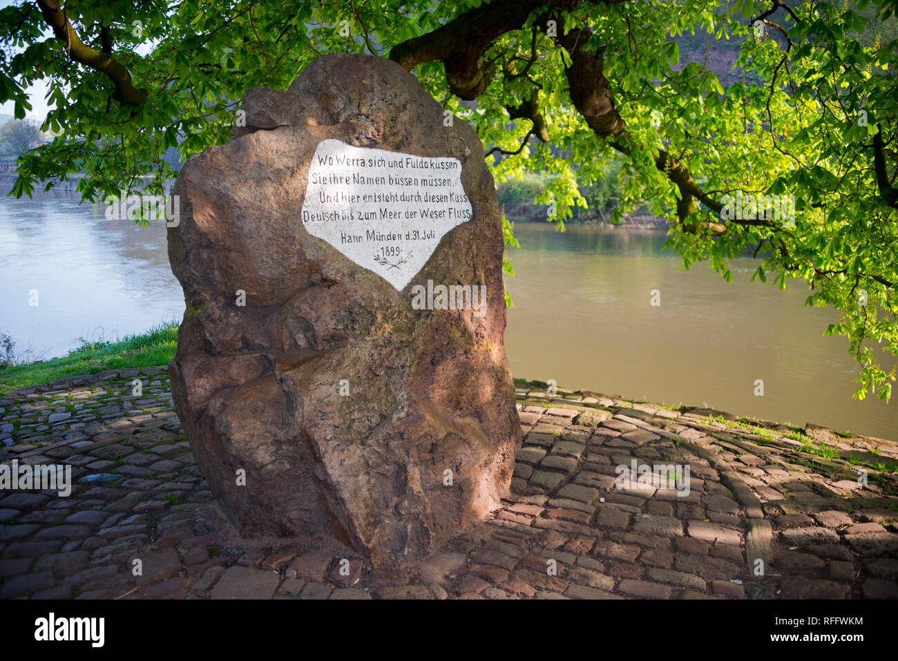 Weserstein am Zusammenfluss von Fulda und Werra, Hannoversch Muenden, Niedersachsen, Deutschland Stockfoto