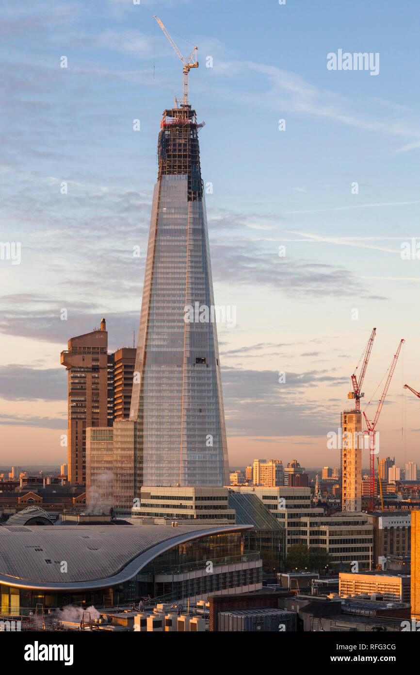 London Shard - Gebäude unvollständig Stockfoto