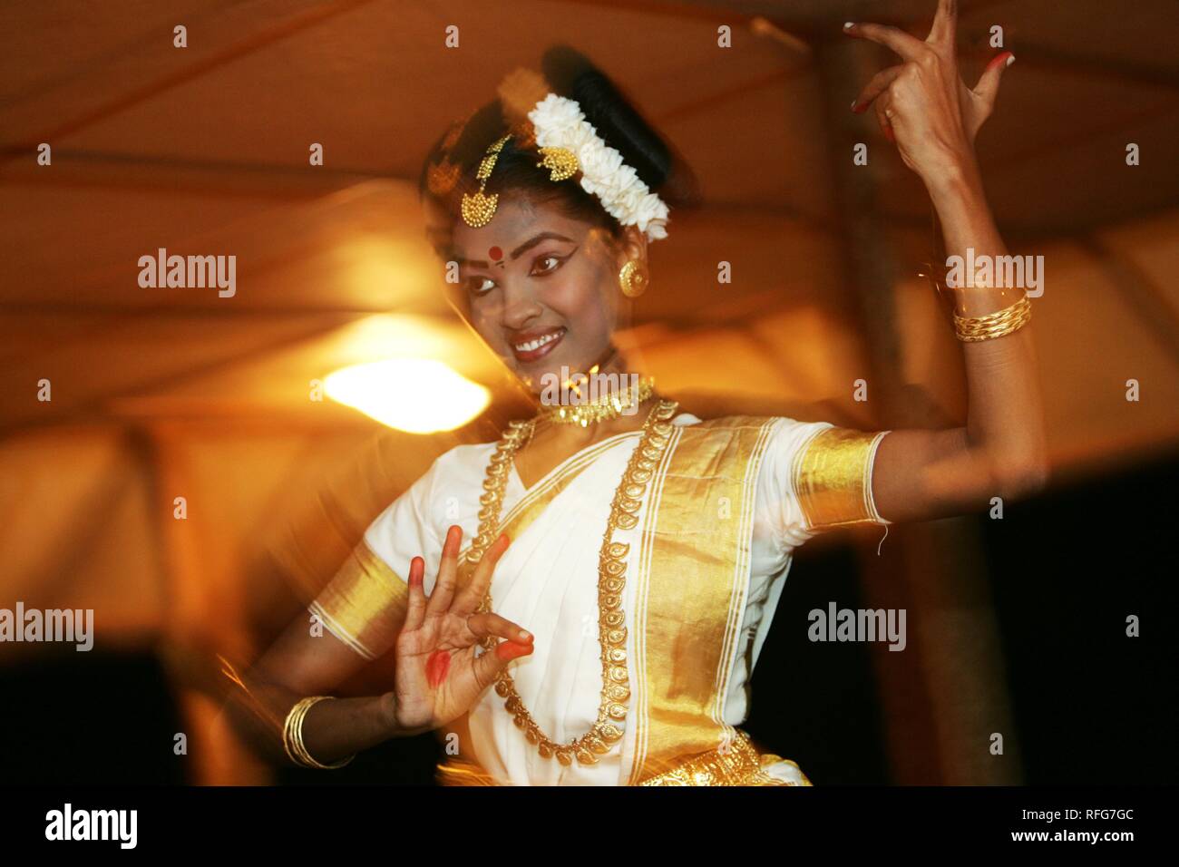 Traditionell Mohiniattam Tanz, Kerala, Indien Stockfoto
