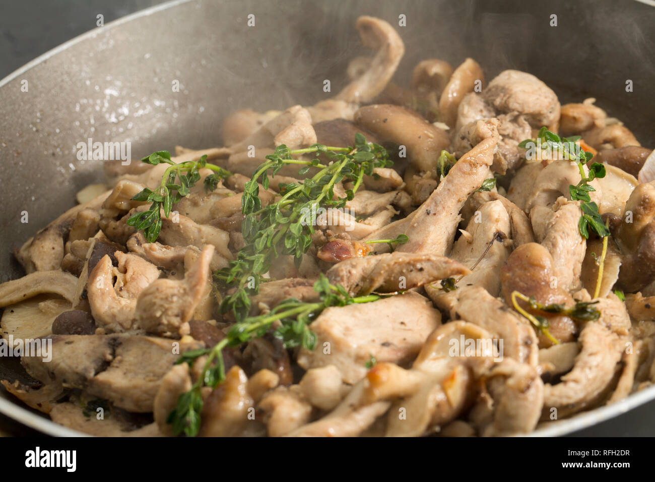 Fasan thymian -Fotos und -Bildmaterial in hoher Auflösung – Alamy