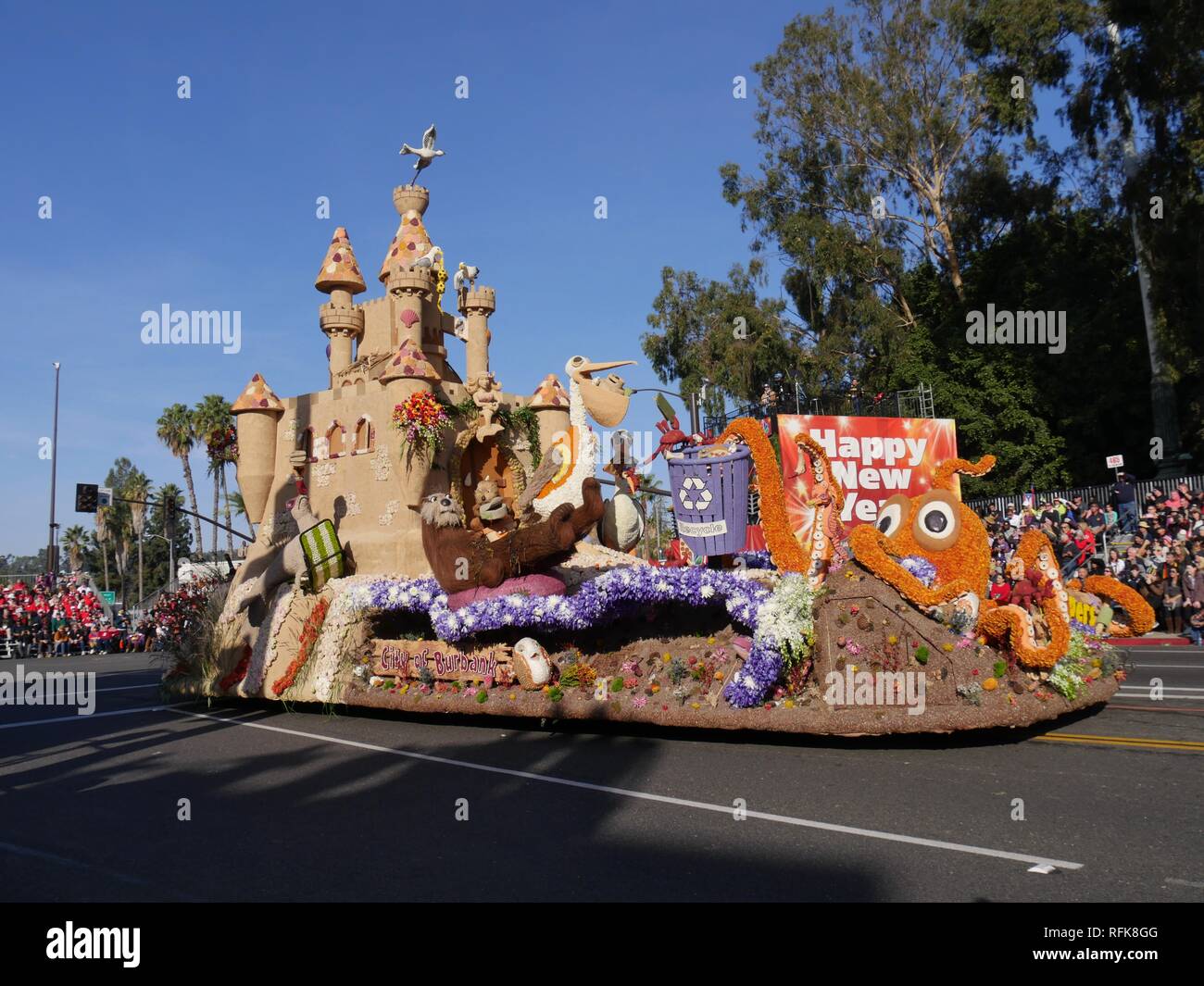 PASADENA, Kalifornien - 1. JANUAR 2018: Burbank Turnier der Rosen verband Schweben. Stockfoto
