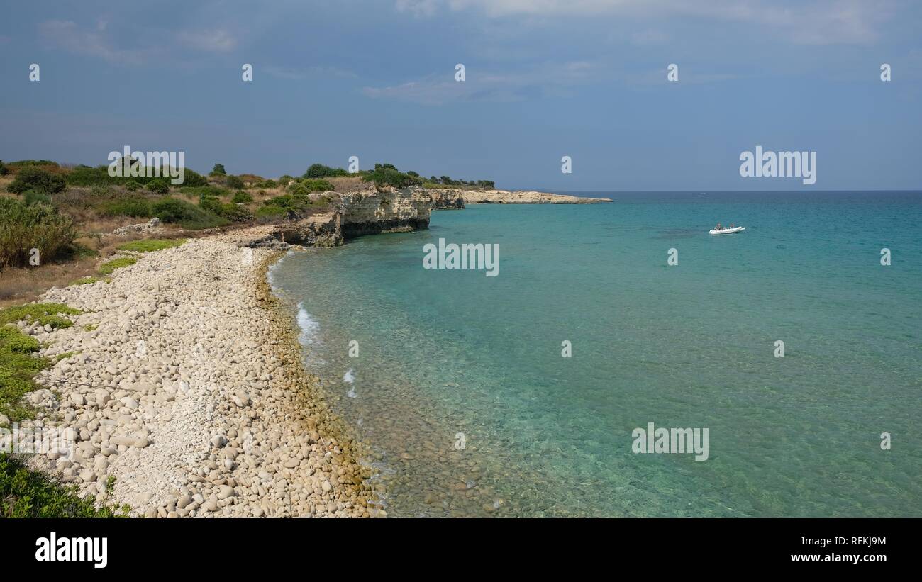 Super Strand am Ionischen Meer, in der Provinz Syrakus, Sizilien. Der Strand ist Teil der orientierte Naturreservat Cavagrande. Stockfoto