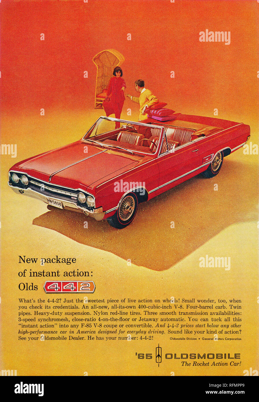 1965 US-Werbung für die Oldsmobile 4-4-2 Automobil. Stockfoto