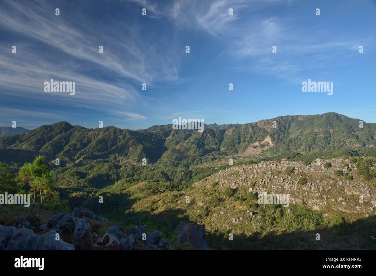 Marlboro berg sagada Fotos und Bildmaterial in hoher Auflösung Alamy