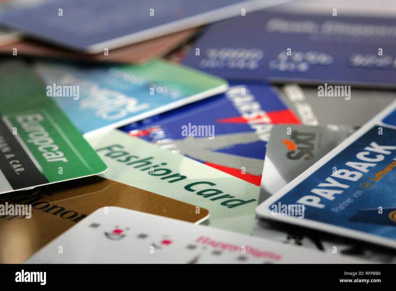 DEU, Deutschland: Bonuskarten, Rabatt Karten von mehreren companys. Stockfoto