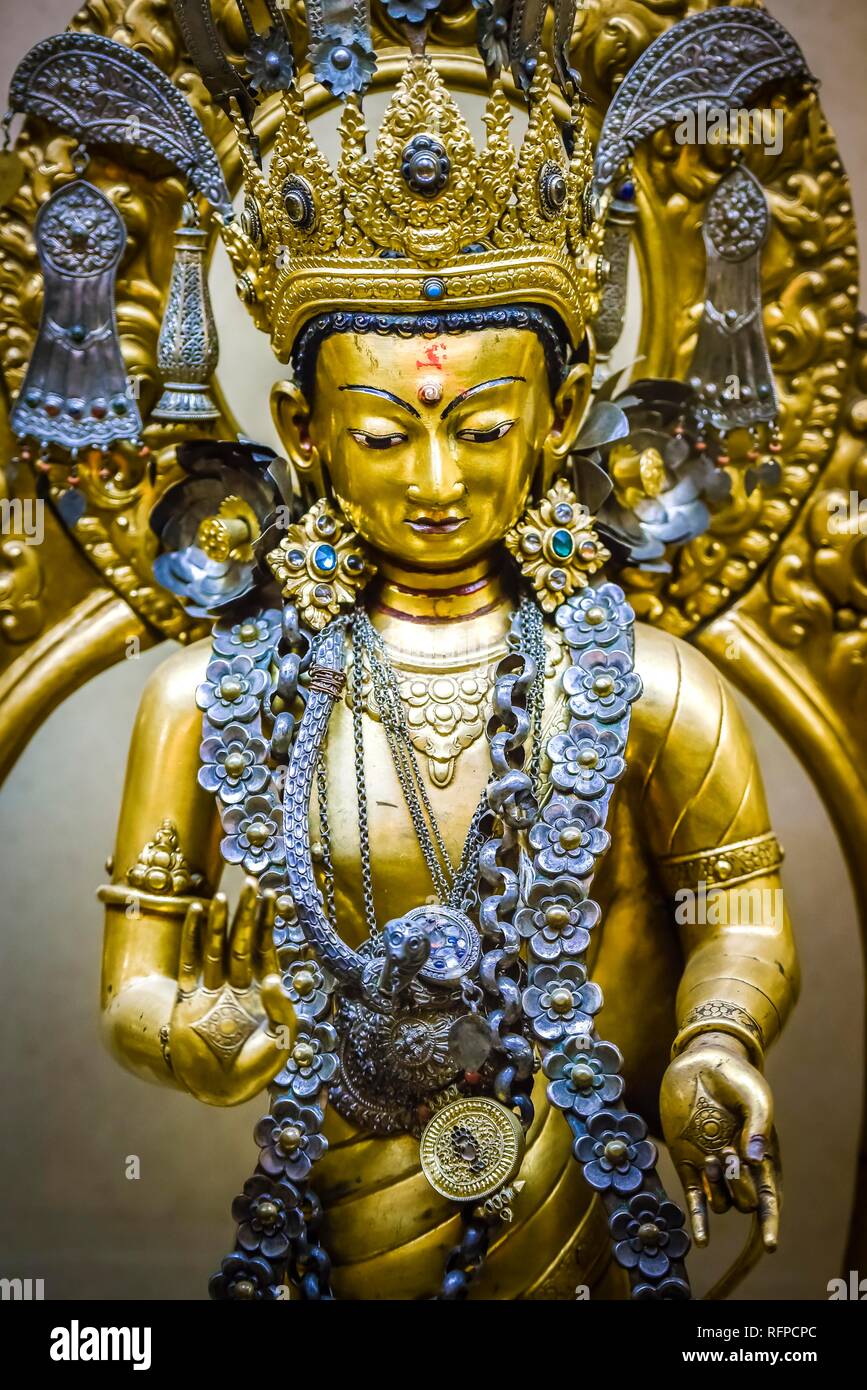 Alte buddhistische Gottheit, National Museum, Kathmandu, Nepal, Himalaya Region Stockfoto