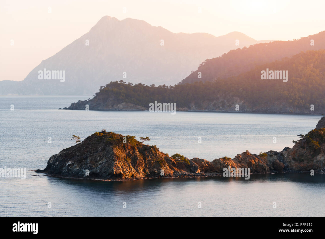 Erstaunlich mediterranen Seenlandschaft in der Türkei. Landschaftsfotografie Stockfoto