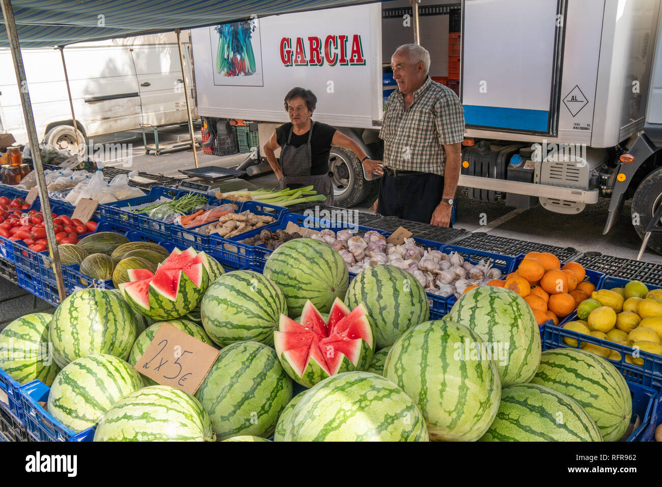 Inhaber in einem Markt, in Geldbußen, Almeria, Spanien Abschaltdruck Stockfoto