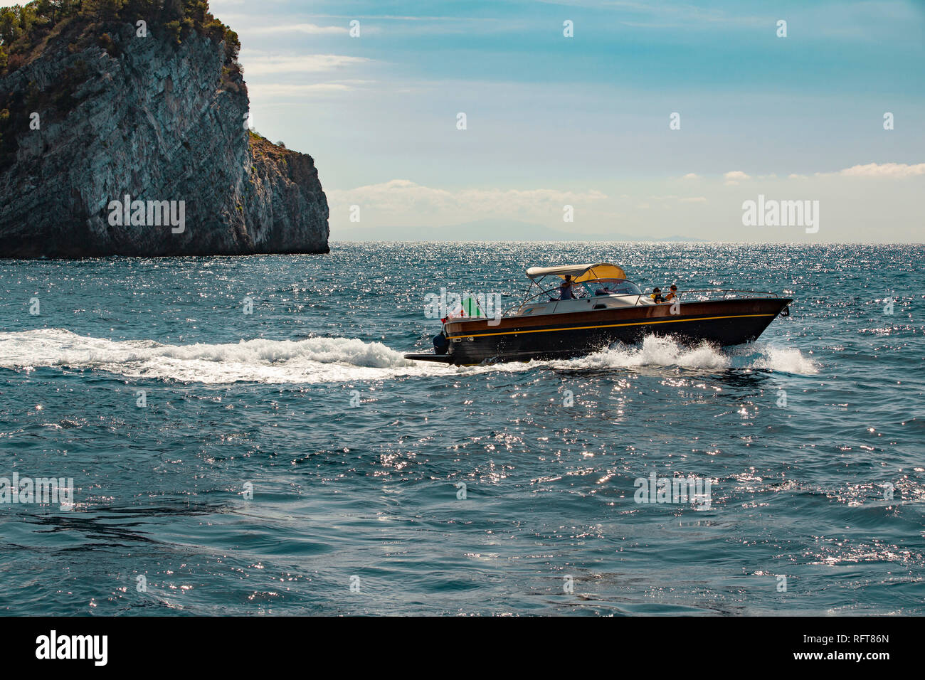 Amalfi Küste im Boot, Luxus lifestyle Italien meer Momente Stockfoto