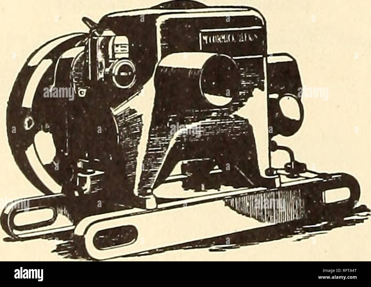 . Capitol City Samen für 1943. Baumschulen (Gartenbau) Kataloge, Leuchtmittel (Pflanzen) Kataloge Kataloge; Gemüse; Garten Werkzeuge Kataloge; Samen Kataloge. Unsere spezielle neue Funktion in Dieses Sägerät ist, dass wir nicht nur eine genaue Anzahl der Kerne in jedem Berg, aber wir bekommen die Anzahl der Kerne in jedem Berg, die die Qualität des Bodens ist in der Lage, perfekt Reife zu bringen. $ 91.25. Mit Düngemittel Anhang. $ 122.50 Cole One-Row Mais Pflanzmaschine Nr. 11. Pflanzmaschine $ 22 00 Nr. 12. Pflanzmaschine mit Dünger An- 26 50 Mc Cormick-Deering Motoren. Sehr einfache und perfekte System der hopper Kühlung. Frostp Stockfoto