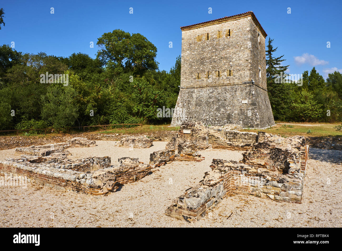 Venezianischen Turm, Ruinen der griechischen Stadt, Butrint, UNESCO-Weltkulturerbe, Vlore Provinz, Albanien, Europa Stockfoto