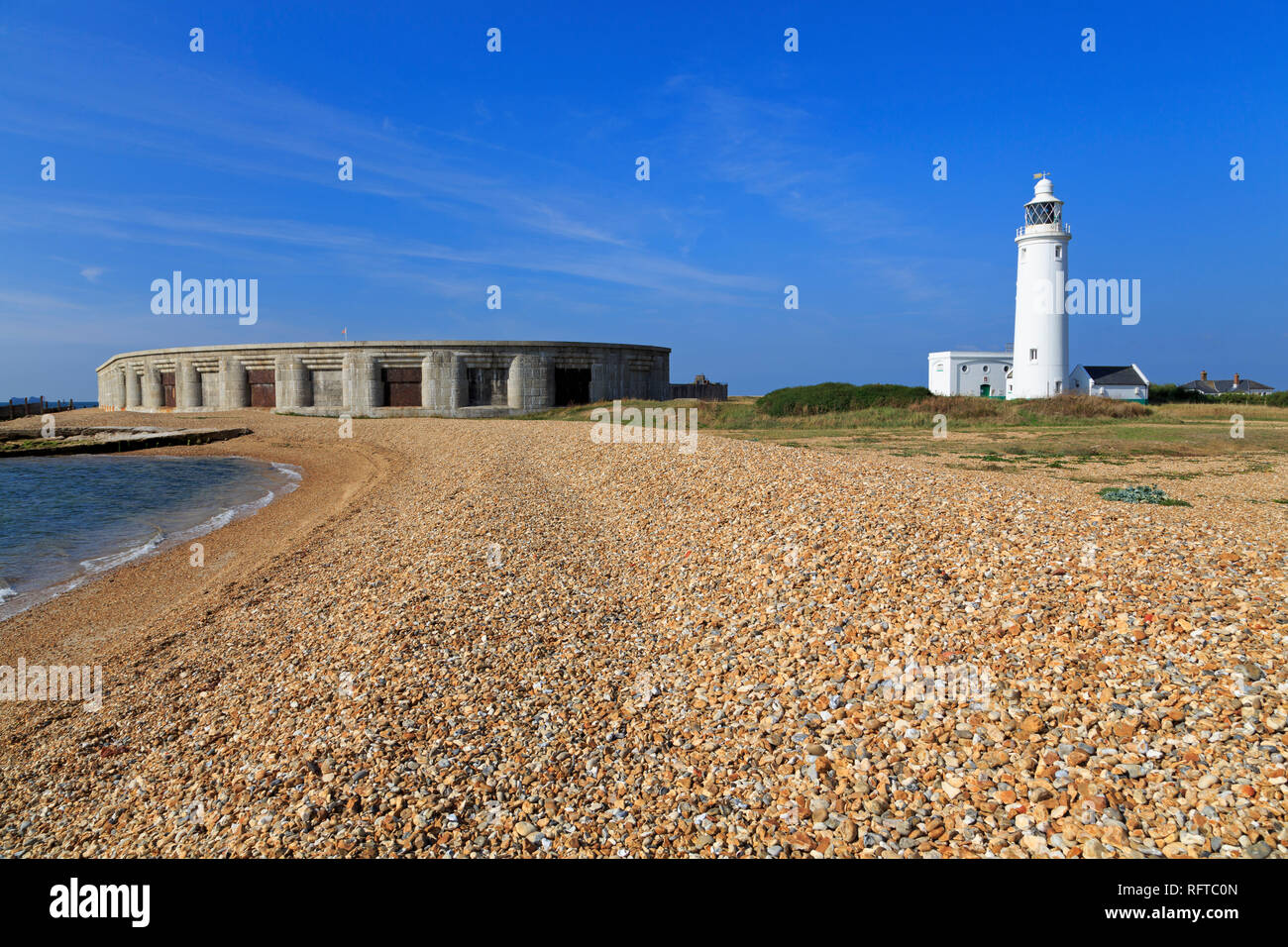 Hurst Point Lighthouse und Schloss, Keyhaven, Hampshire, England, Vereinigtes Königreich, Europa Stockfoto