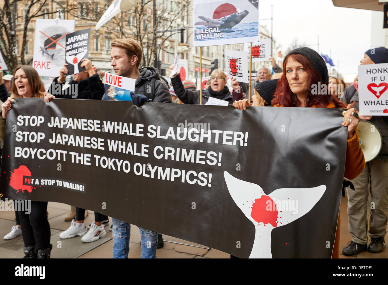London, Großbritannien. - Jan 26, 2019: Demonstranten in London marschierten gegen Japan Wiederaufnahme des kommerziellen Walfangs zu protestieren. Credit: Kevin J. Frost-/Alamy leben Nachrichten Stockfoto