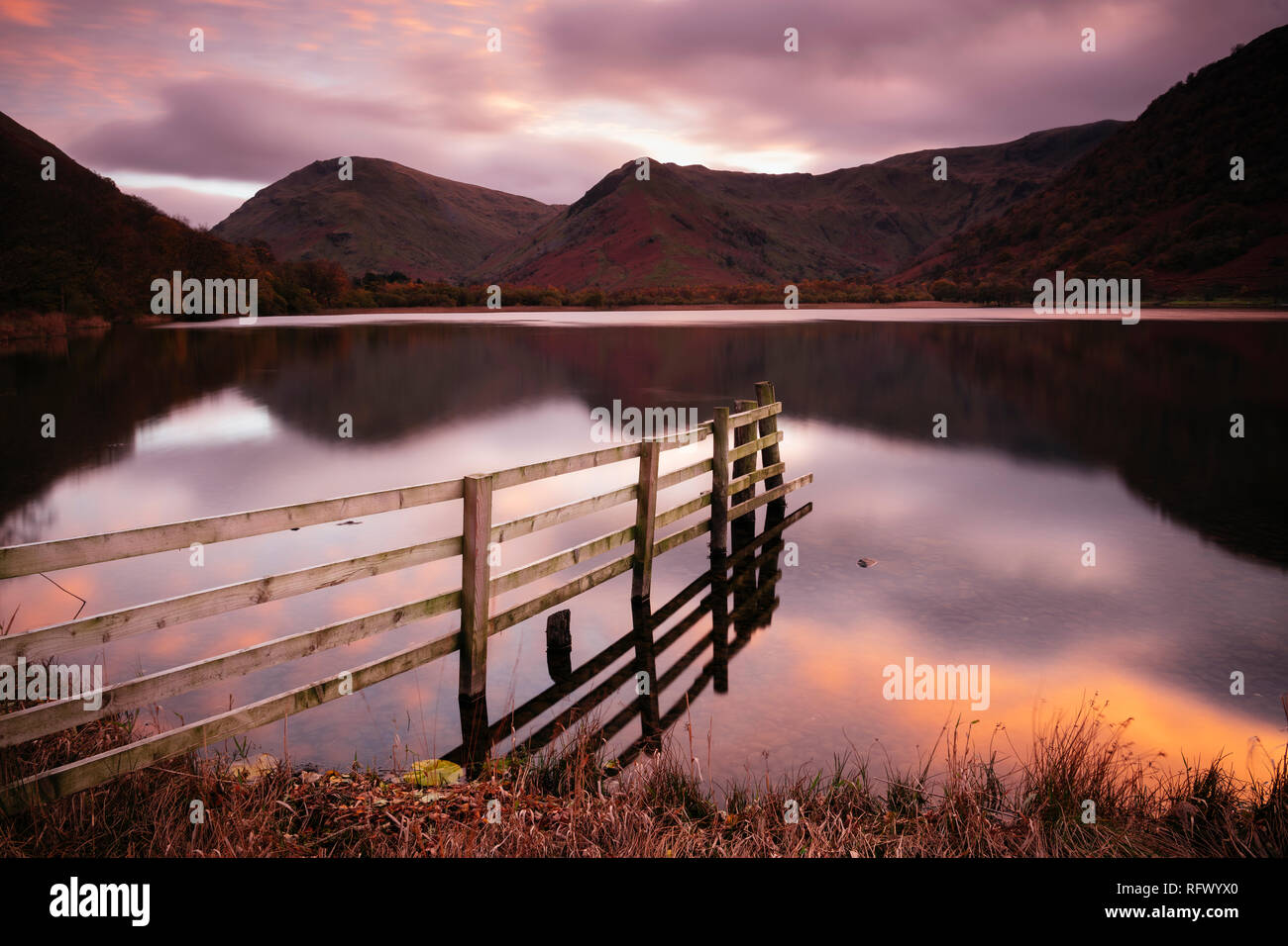 Brüder Wasser bei Sonnenuntergang, Dovedale, Lake District National Park, UNESCO-Weltkulturerbe, Cumbria, England, Vereinigtes Königreich, Europa Stockfoto