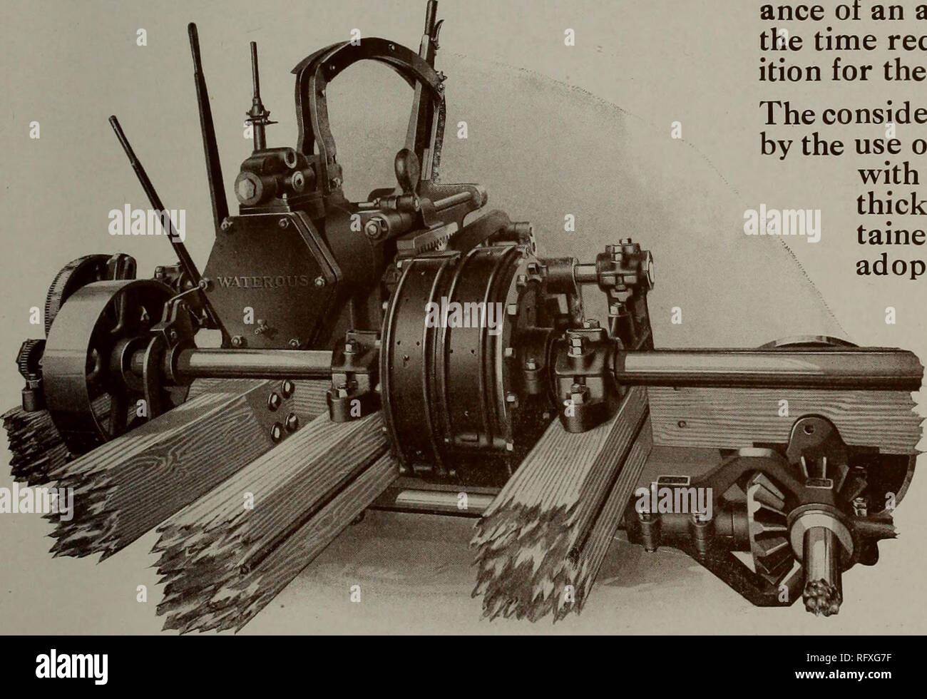 . Kanadische Forstindustrie Januar-Juni 1923. Holzschlag; Wälder und Forstwirtschaft; Wald; Wald - zellstoffindustrie; Holz verarbeitenden Industrien. Kanada LUMBERMAN lassen Sie den Dampf nicht Ihre Einstellung der härteste Mitarbeiter im normalen Sägewerk arbeitete ist der Trendsetter. Die Handhabung von großen Protokolle verlangt große Muskelkraft auf seinem Teil, während seiner Arbeit an den kleineren Protokolle fast ebenso aufwendig ist, als er durch eine viel größere Anzahl von Ihnen. Jeder Schnitt ist notwendig, um eine neue Anpassung des Protokolls, die in Abwesenheit unseres Dampf hat funktioniert, ist der ACCOMP-durch einen langen Werfen der Handhebel. Bef Stockfoto