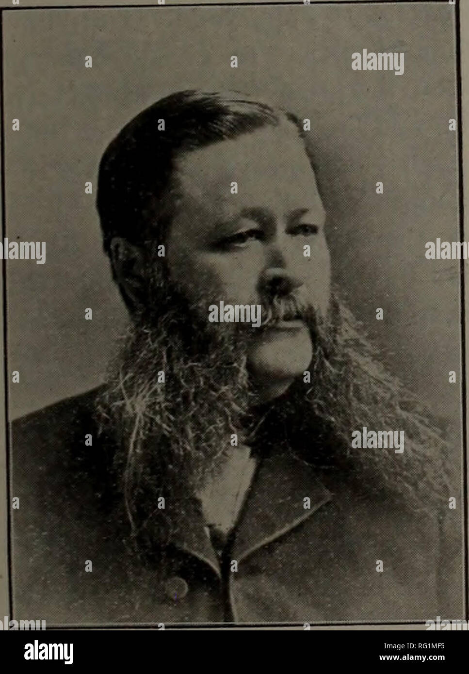 . Kanadische Forstindustrie 1897-1899. Holzschlag; Wälder und Forstwirtschaft; Wald; Wald - zellstoffindustrie; Holz verarbeitenden Industrien. Juli, 1897 Die CJLUJLDJL LUMBERMAN CROW HOLZ AGENTEN UND FÖRSTER. In Verbindung mit den Biographien der Krone Holz Agenten, die in der Juni Ausgabe erschien, drucken wir hiermit Porträts und einige Einzelheiten der Fa. S. M. Johnson und Wm. Russell, der zusätzlich zu seiner Funktion als Schnittholz Bedienplätze in ihren jeweiligen Gemeinden, auch superintend den Wald reichen. Herr STURGIS M. JOHNSON. In Arnprior stationiert, in der Grafschaft von Renfrew, Herr Johnson hat Stockfoto