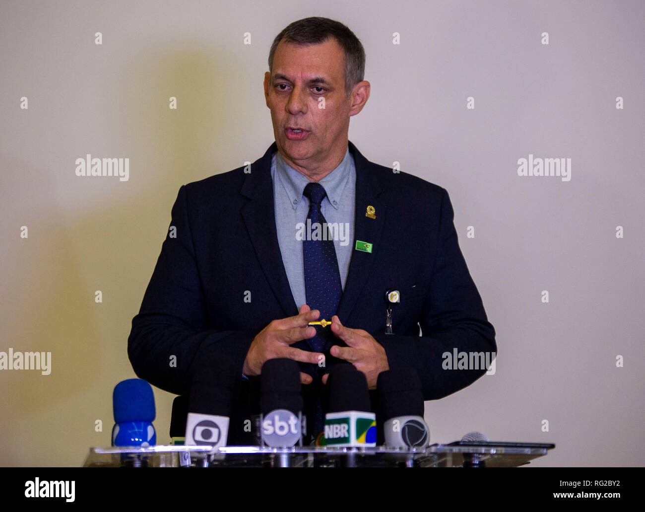 Sao Paulo, Brasilien. 27. Januar 2019. Präsident Jair Bolsonaro Chirurgie Albert Einstein - die Stimme des Presicencia der Republik, allgemeine Otavio Santana Do Rego Barros, macht eine Aussage über die nächsten Schritte von Präsident Jair Bolsonaro, der bereits im Krankenhaus Albert Einstein im südlichen Teil der Stadt Sao Paulo, wo er operiert werden wird die colostomy Pouch, die er im September vergangenen Jahres nach einem messerangriff in seinem Wahlkampf in der Stadt von Juiz de Fora, Minas Gerais zu Hospitalisiert. Credit: AGIF/Alamy leben Nachrichten Stockfoto