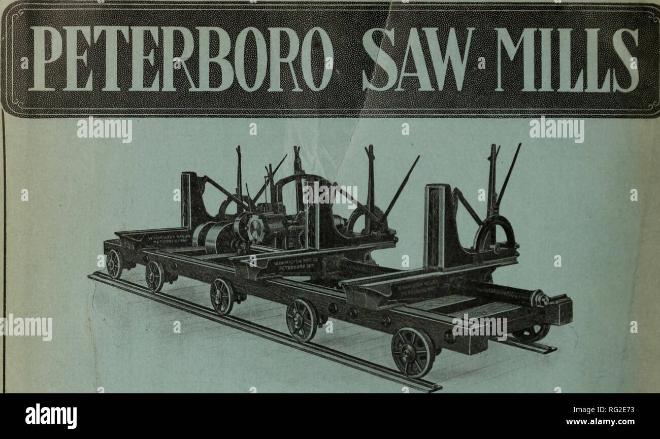 . Kanadische Forstindustrie 1909. Holzschlag; Wälder und Forstwirtschaft; Wald; Wald - zellstoffindustrie; Holz verarbeitenden Industrien. Kanada LUMBERMAN und Schreiner. Zuverlässige Wagen Speziell für harte Arbeit Erschütterungen durch den Canter wil Sie nicht brechen, wird es auch die Qualität des Bauholzes Wirkung. Sie können mit ihnen schneiden so schnell, wie Sie möchten. Einige Features: Stahl headlocks und Eiche. Schweres kreuz Stahlträger und Stahlstangen, um die Beförderung starr. Extra schwere set Welle und Achsen. Zahnstangen und Wellenritzel aus massivem Stahl Schmiedestücke gefräst. Wenn Sie auf dem 4 Zoll Dampf hat Werke kann man nicht schlecht machen Stockfoto