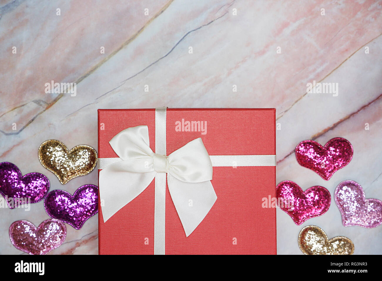 Flachbild-Valentine legen Hintergrund Stockfoto