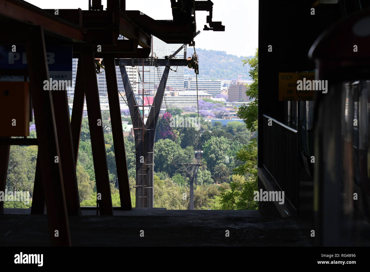 Seilbahn Plattform in der Nähe von Pretoria City Stockfoto