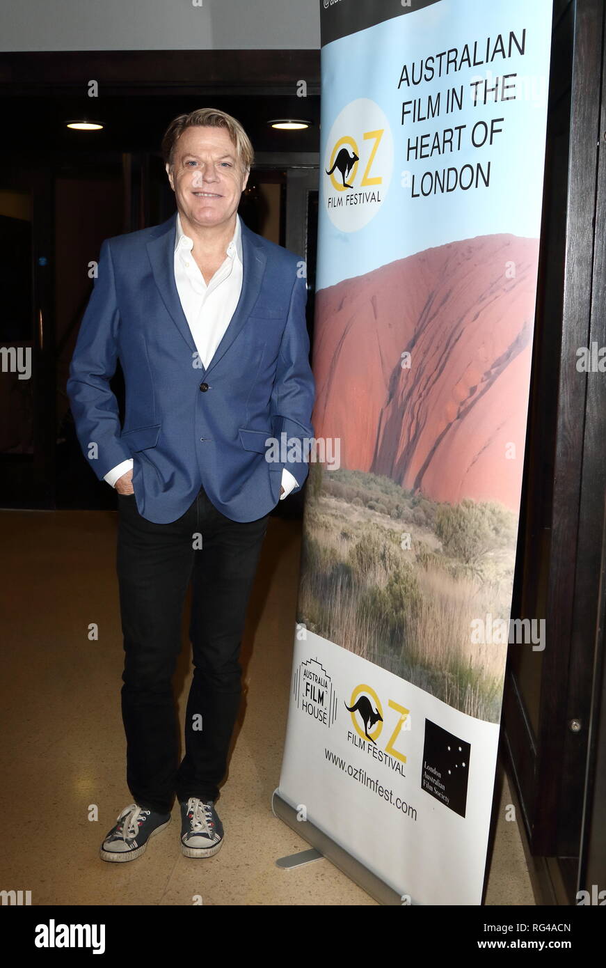 Eddie Izzard, britischer Schauspieler gesehen Einführung Australian-British romantischen Drama - die Kehrseite - die er Sterne in, als Teil des Kino Australien Tag feiern im Regent Street Kino in London. Stockfoto