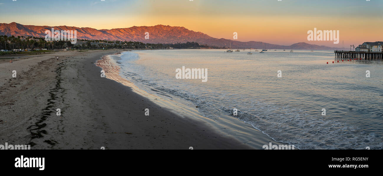 Downtown Santa Barbara - Zentrales Kalifornien Küstenstadt Stockfoto