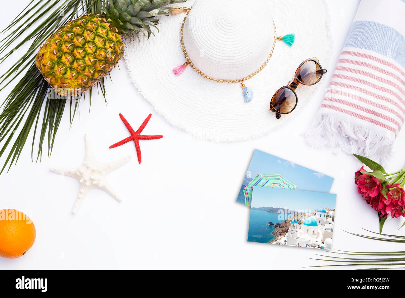 Der Strand von Frau Zubehör auf weißem Hintergrund Stockfoto