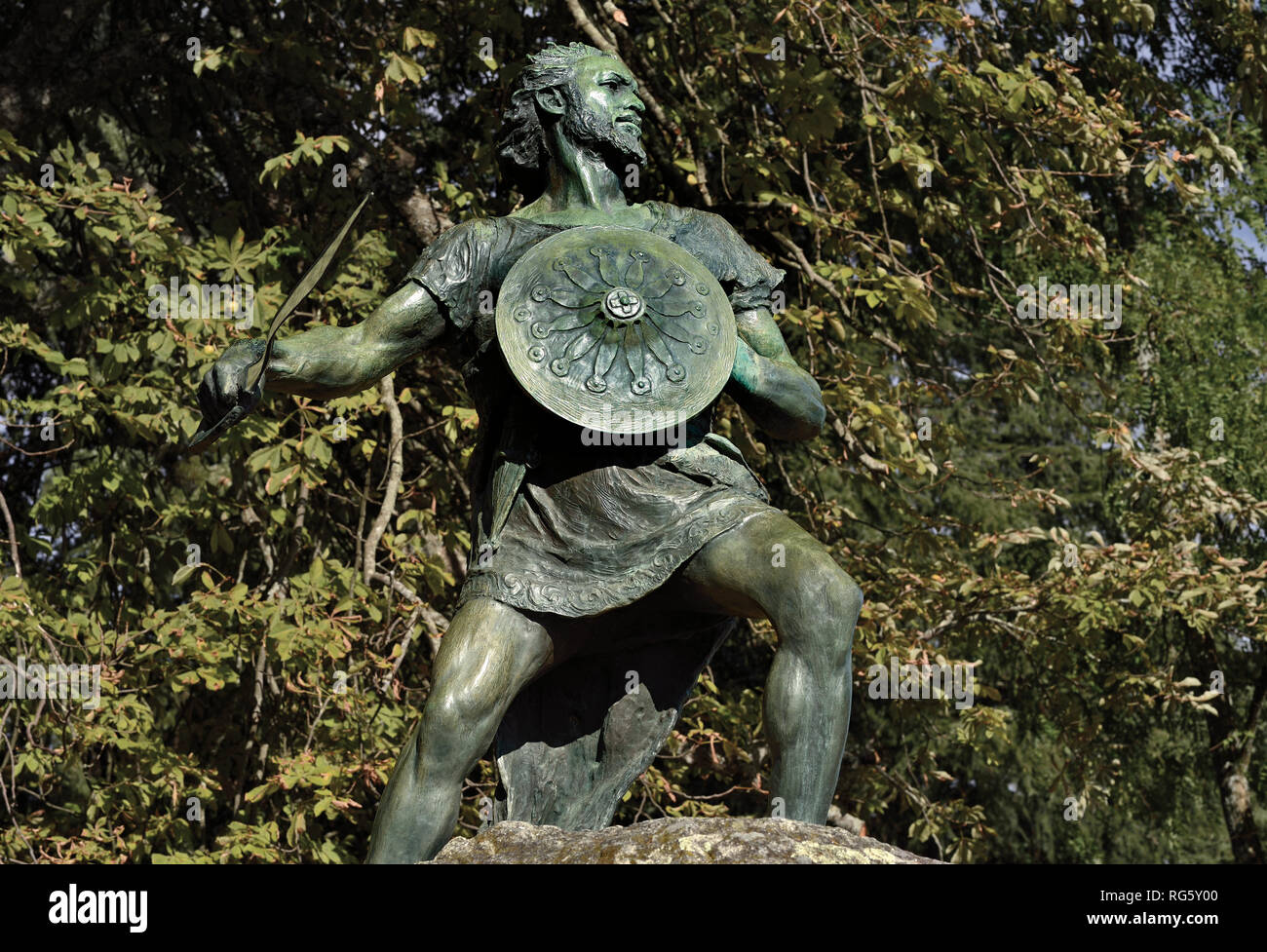 Bronze Statue mit Celtic Warrior Stockfoto