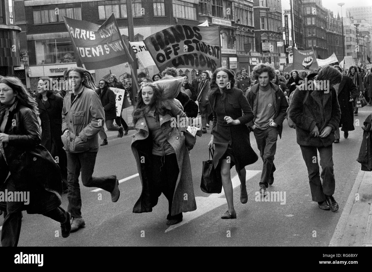 Protest der Studenten London 1972 gegen Interferenzen mit den Gewerkschaften von Frau Margaret Thatcher, der Staatssekretär für Bildung und Wissenschaft 1970 s UK HOMER SYKES Stockfoto
