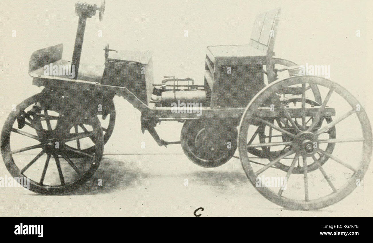 . Bulletin - United States National Museum. Wissenschaft.a, Cugnot des Fahrzeugs von 1770, jetzt in tiie Conservatoire National des Arts Et Metiers in Paris erhalten. Foto Nr. 38679.h. Eine von Walter Hancock's Dampf Fahrzeuge, 1836. Foto Nr. 31710-F. C. Benzinfahrzeug von Siegfried Marcus, 1875. Foto Nr. 31714-C.. Bitte beachten Sie, dass diese Bilder sind von der gescannten Seite Bilder, die digital für die Lesbarkeit verbessert haben mögen - Färbung und Aussehen dieser Abbildungen können nicht perfekt dem Original ähneln. extrahiert. United States National Museum, Smithsonian Inst Stockfoto