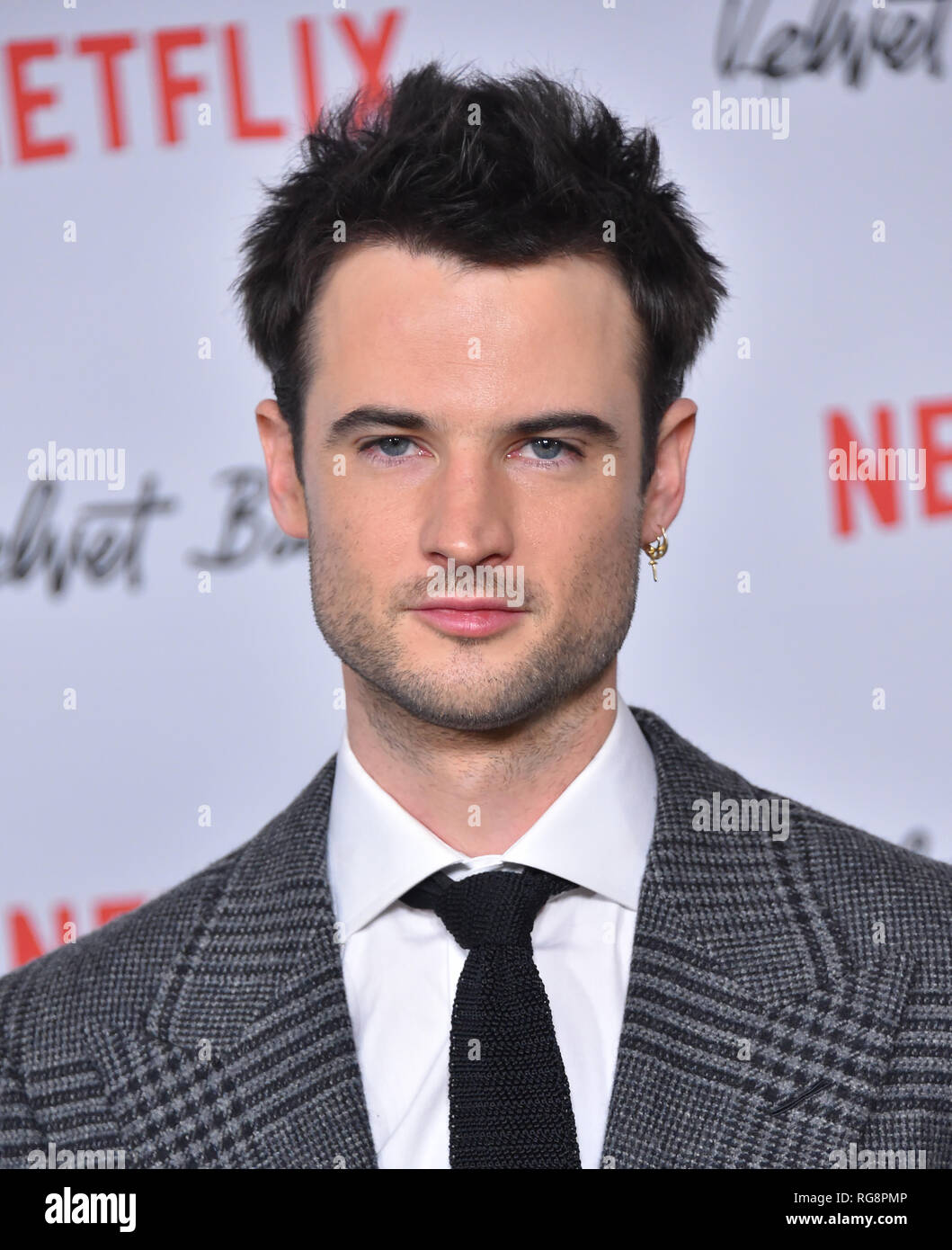 Hollywood, Kalifornien, USA. 28 Jan, 2019. Tom Sturridge kommt für die Premiere von Netflix "Velvet Kreissäge' an das Ägyptische Theater. Credit: Lisa O'Connor/ZUMA Draht/Alamy leben Nachrichten Stockfoto