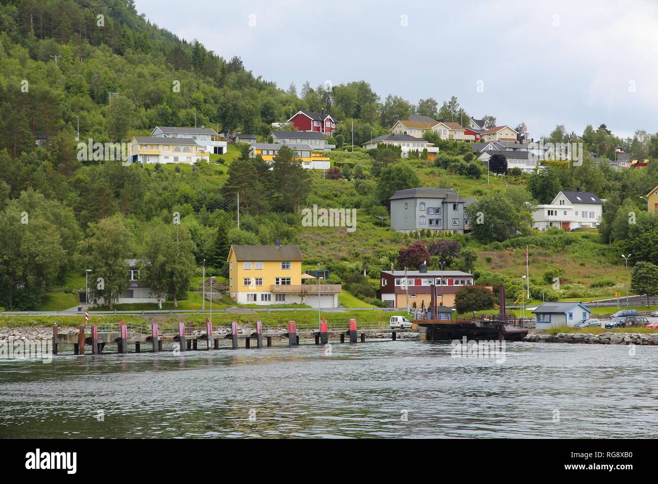 Norwegen - Fjord Langfjorden Afarnes aus gesehen Stockfotografie - Alamy