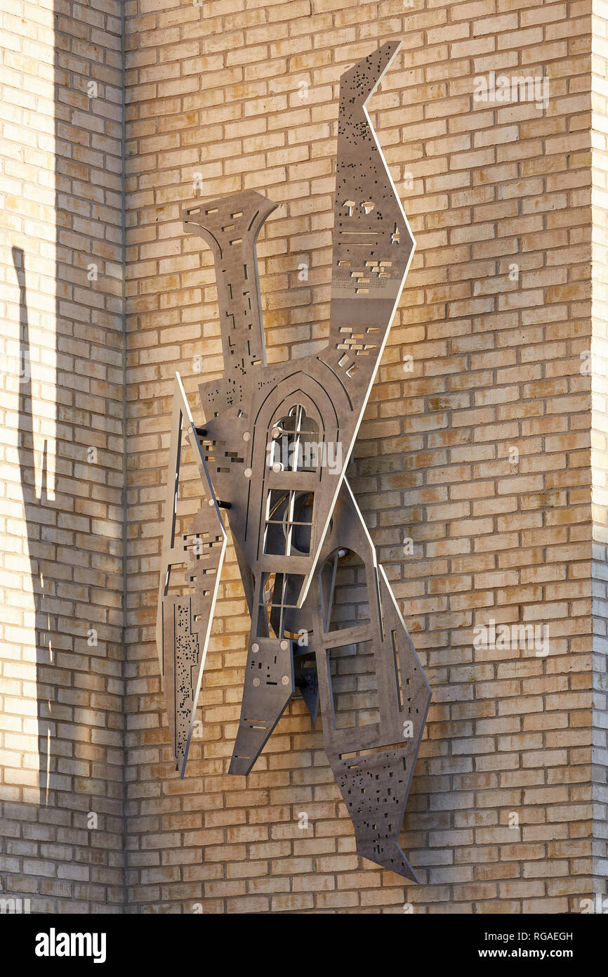Wand Skulptur. Paul Street, London, Vereinigtes Königreich. Architekt: Steif+Trevillion Architekten, 2018. Stockfoto