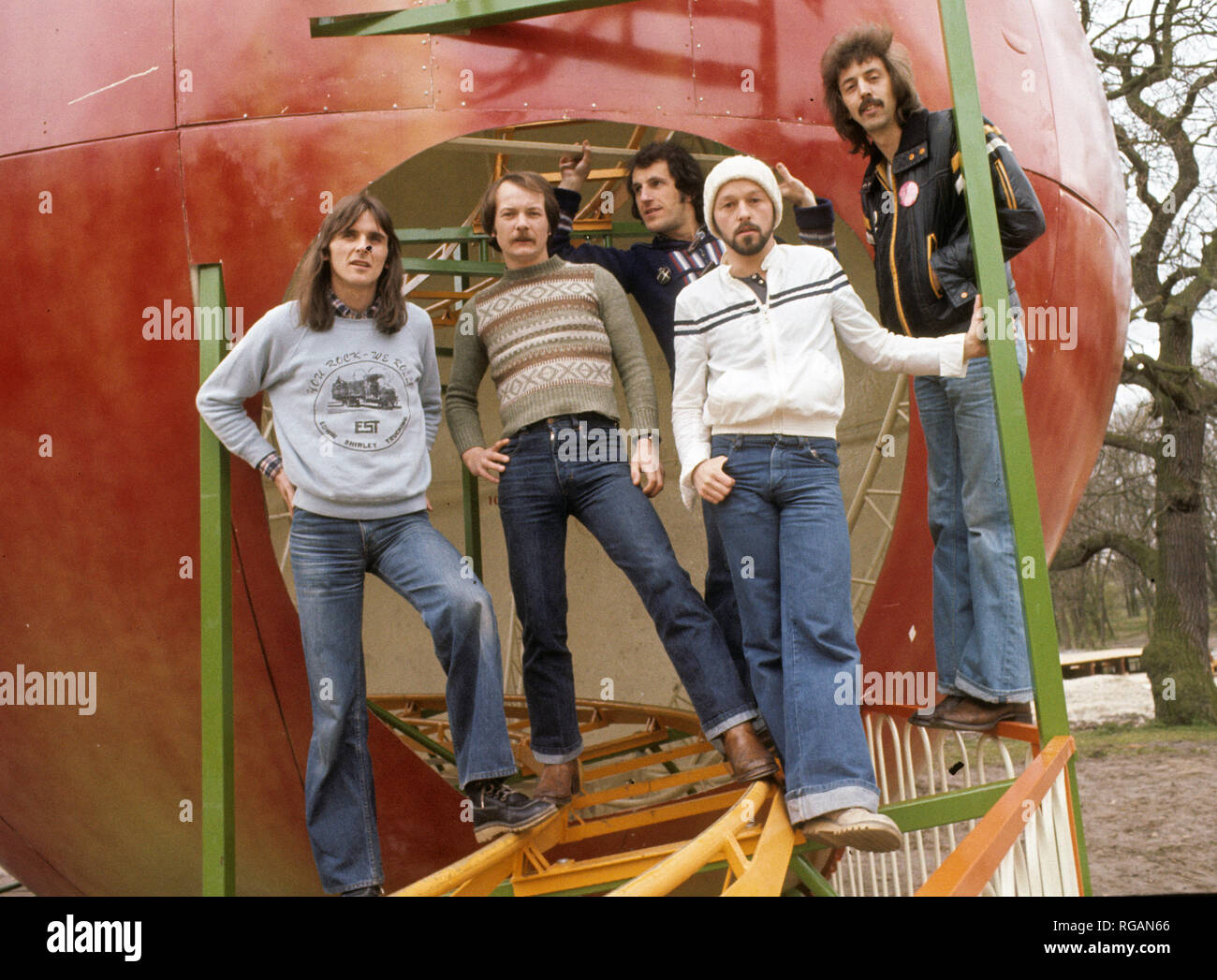 Rennwagen Welsh pop Group über 1976 Stockfoto