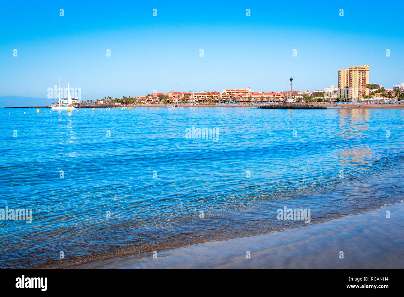 Playa de Las Vistas, Teneriffa, Spanien: Strand in Los Cristianos Stockfoto
