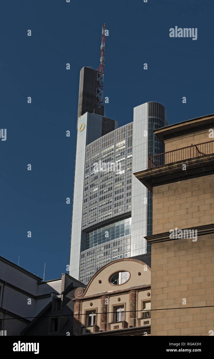 Commerzbank Tower, von Sir Norman Foster, Sitz der Deutschen Bank, Commerzbank, Frankfurt am Main, Deutschland Stockfoto