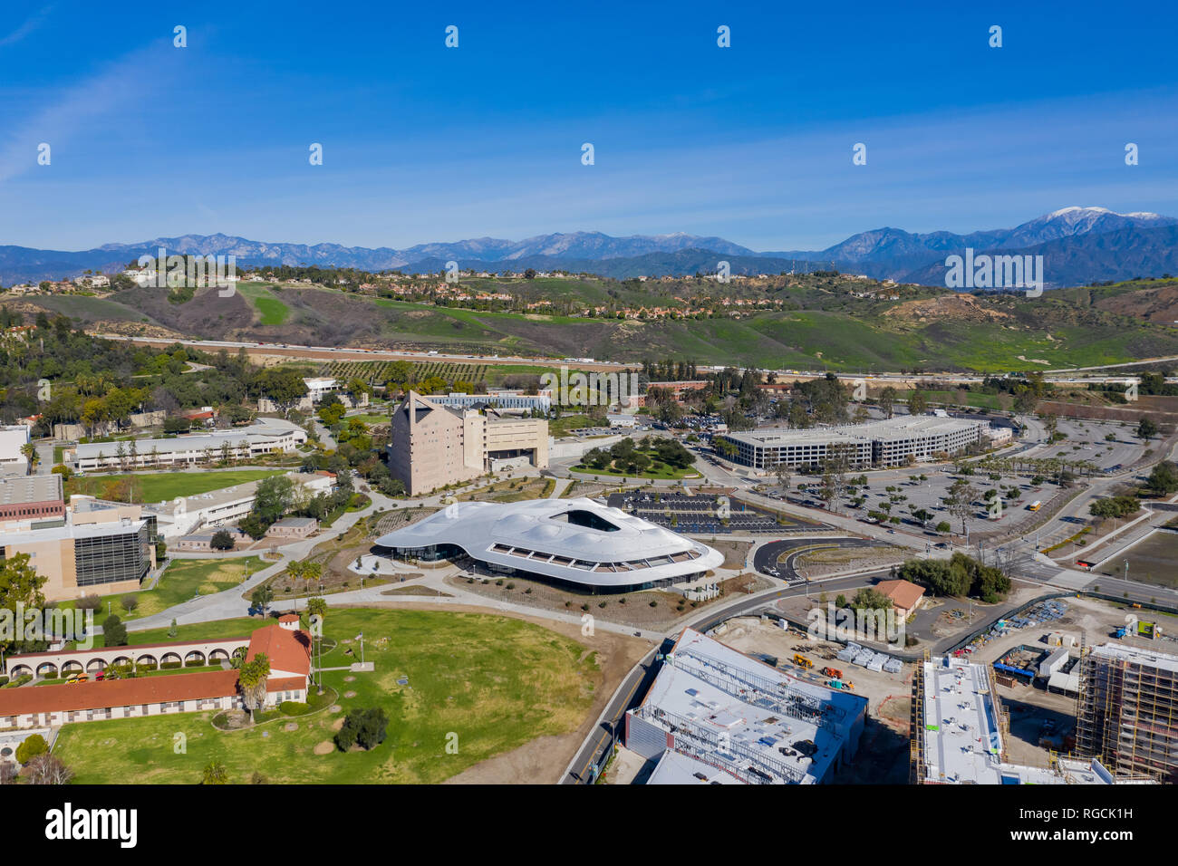 Luftaufnahme der Student Services Gebäude von Cal Poly Pomona Campus, Kalifornien Stockfoto